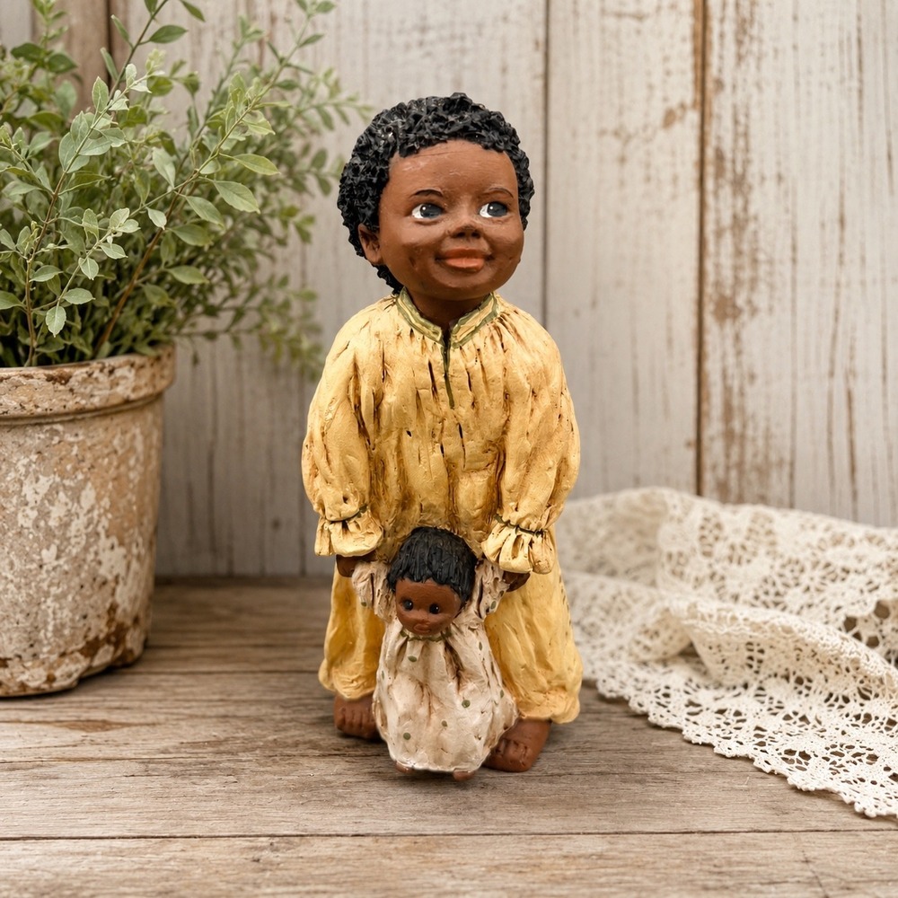 M Holcombe God Is Love Olivia Figurine 1992 Black Americana Girl with Doll Resin